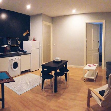 Vivienda Turistica Centrica Junto Al Museo Con Wifi Leilighet Bilbao Eksteriør bilde